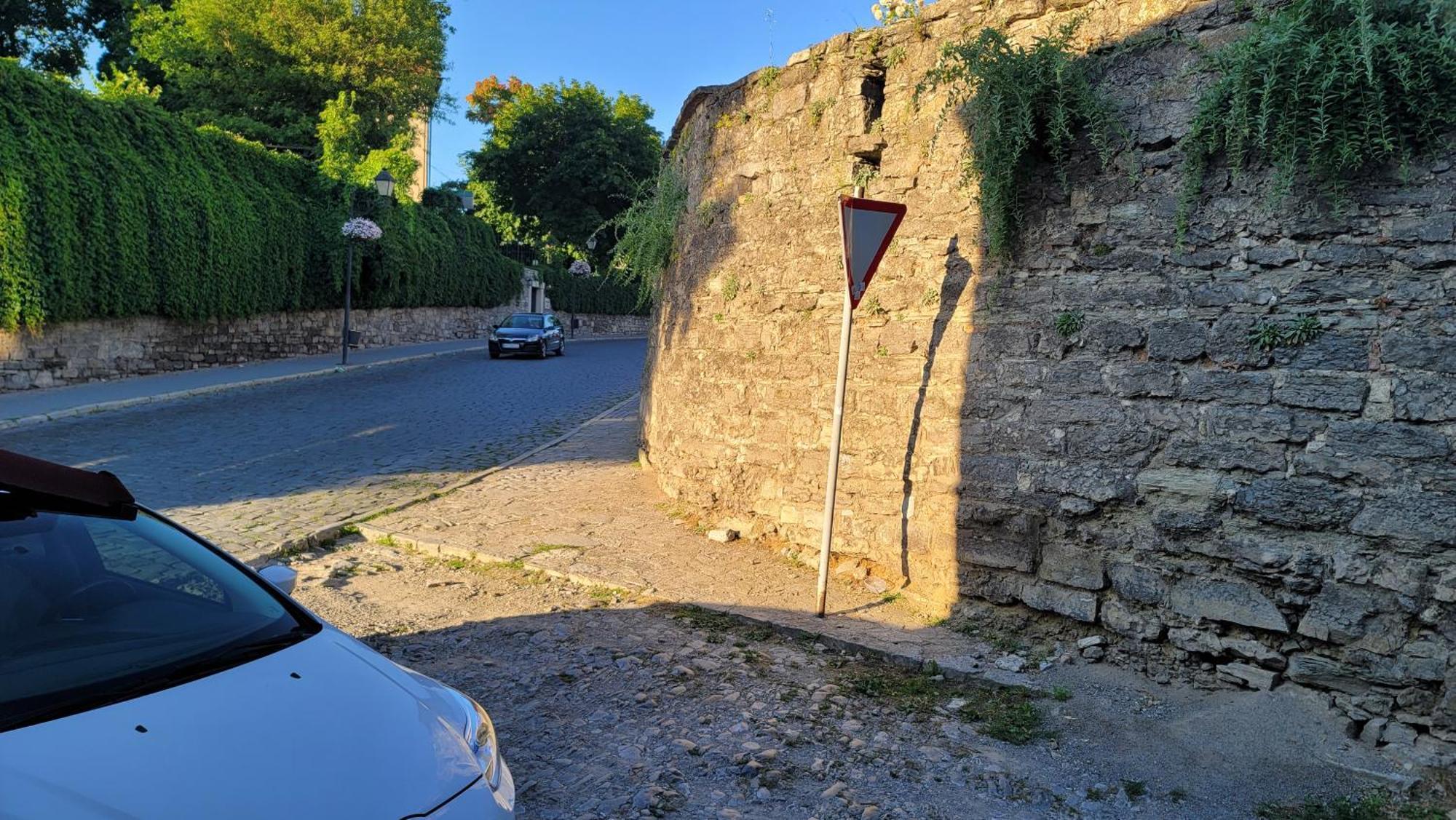 біля фортеці * Kamianets-Podilskyi